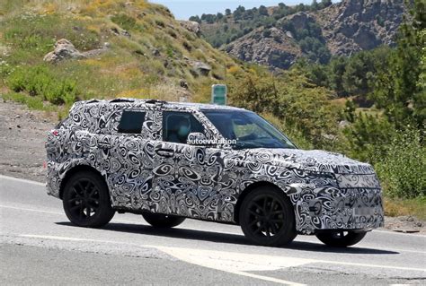 2023 Range Rover Sport Caught Hot-Weather Testing, Flaunts New MLA ...