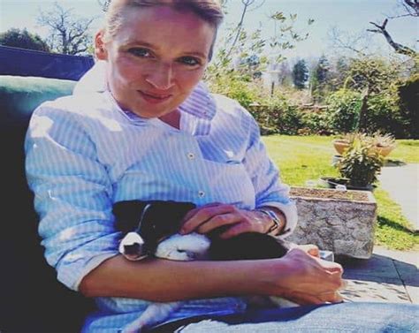 How much is Alice Weidel's net worth? More facts about his partner ...