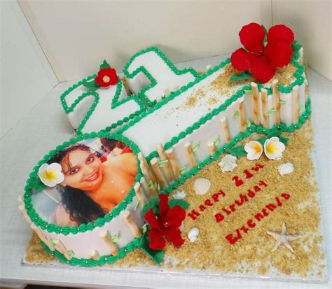 https://flic.kr/p/GTNhPV | 21st Key shaped and Hawaii themed birthday cake 21st Birthday Themes ...