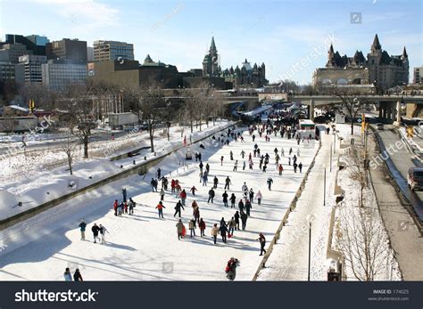 Ottawa'S Winterlude Festival Stock Photo 174025 : Shutterstock