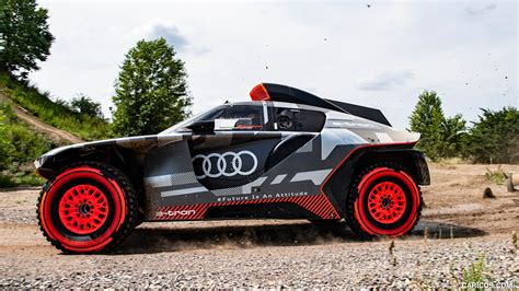 Audi RS Q e-tron Dakar Rally | 2022MY | Testing