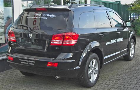 File:Dodge Journey 2.0 CRD SXT rear.JPG - Wikimedia Commons