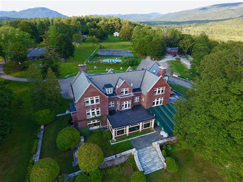 The Wilburton Destination Resort — Manchester Vermont