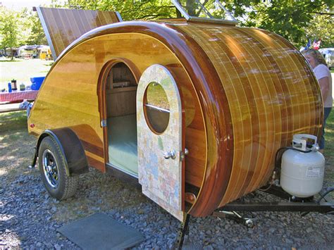 How Much Does a Teardrop Trailer Cost? | HowMuchIsIt.org