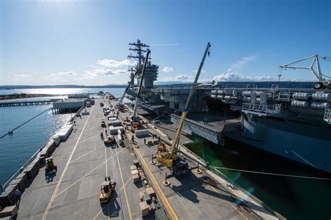 DVIDS - Images - USS Nimitz visits Naval Magazine Indian Island [Image 13 of 20]