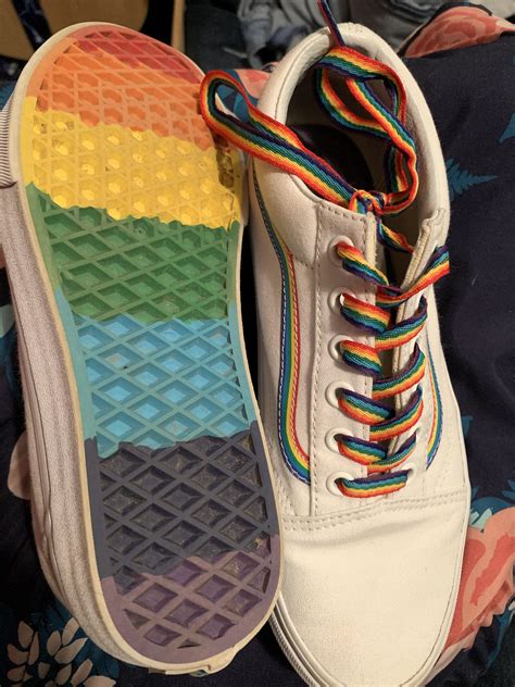 My rainbow/pride Vans that I absolutely adore!! : r/Shoes