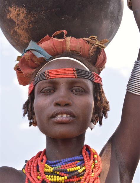 Woman and Pot, Dassanech, Ethiopia | Rod Waddington | Flickr