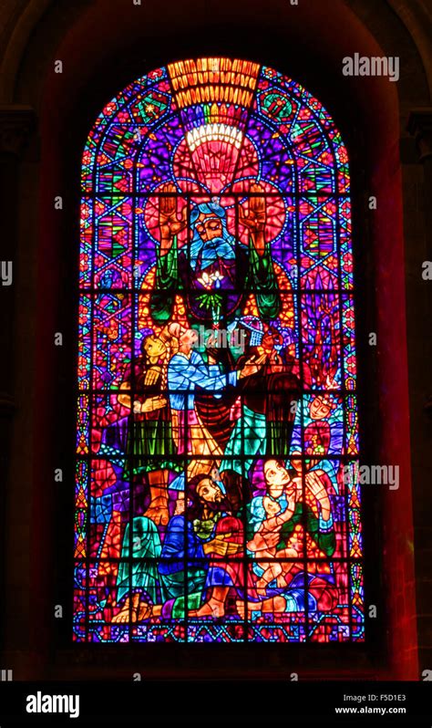 Modern stained glass window, Canterbury Cathedral Stock Photo: 89411675 - Alamy