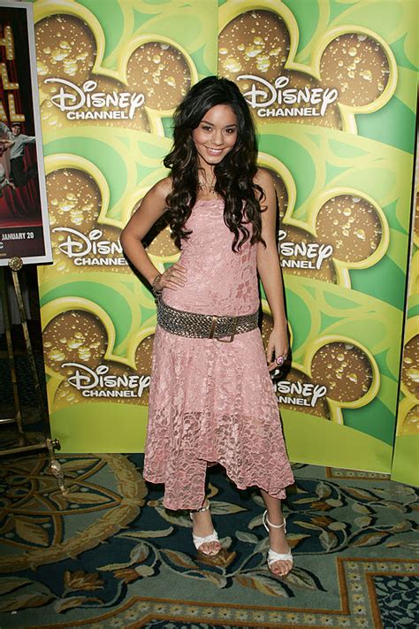 Red Carpet Dresses: Vanessa Hudgens - "High School Musical" Disney ...