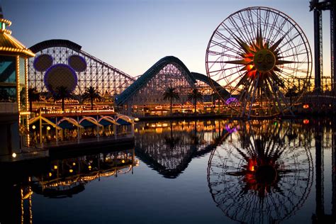 Amazing Disneyland Park Photos, World Tourist Attraction