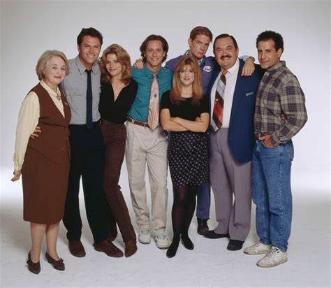 WINGS - TV SHOW CAST PHOTO 5x7 Photo