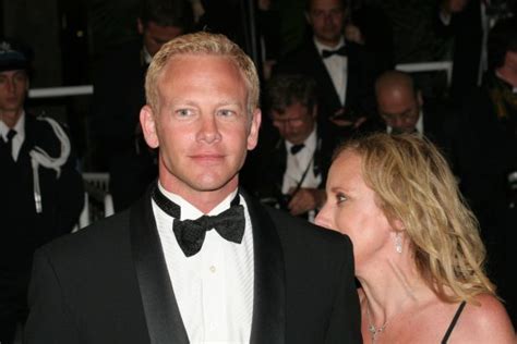 Beverly Hills : Ian Ziering (Steve Sanders) violemment attaqué en pleine rue