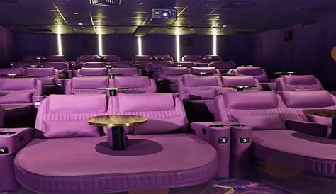 India’s First Bed Lounge Cinema Is Now Open In Gurgaon! | WhatsHot Delhi Ncr