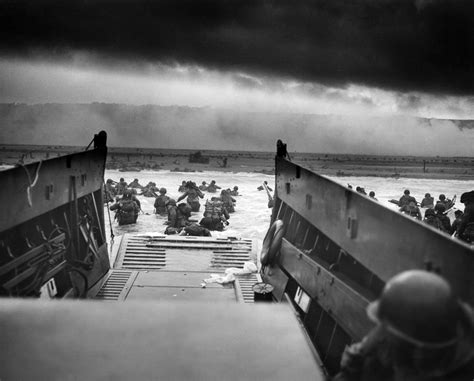 Landing Craft delivering Troops to Omaha Beach during D-Day, World War ...