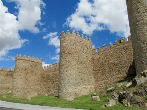 Avila Castle City Walls, Spain Stock Image - Image of fortress, cultural: 76816127