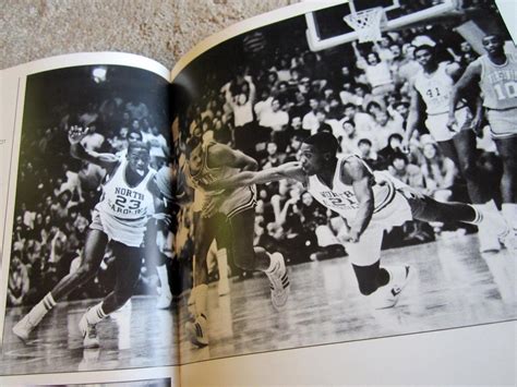 Michael Jordan 1982 CAROLINA CHAMPS YEARBOOK UNC Chicago Bulls Basketball84 Rare | #1962246582