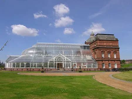 People's Palace & Winter Gardens Feature Page on Undiscovered Scotland