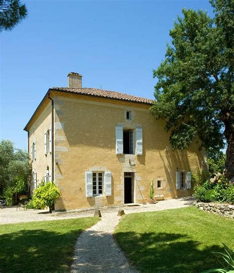 Abandoned 250-year-old stone farmhouse revival in France