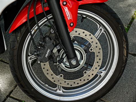 Download free photo of Biker,drive,vehicle,mechano hog,harley - from needpix.com