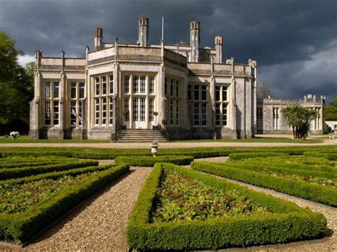 England's Stunning Highcliffe Castle has Been Through it All | The ...