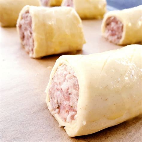 Puff Pastry Sausage Rolls (So Easy!) – Feast Glorious Feast