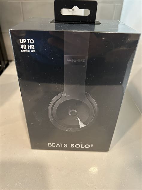 Beats Solo 3 Wireless Headphones for Sale in Seattle, WA - OfferUp