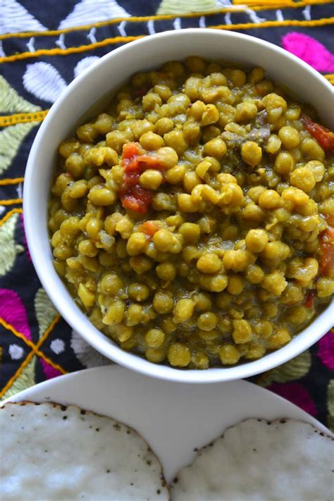 Mild Green Peas Curry – OVENTales