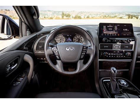 2023 Infiniti QX80: 131 Interior Photos | U.S. News