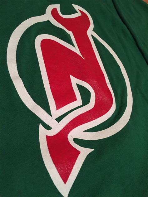 Vintage Green New Jersey Devils V-neck Sweatshirt - Etsy | New jersey ...