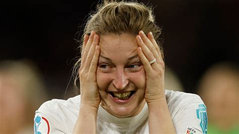 England's all-time record women's goalscorer Ellen White announces her retirement | UK News ...