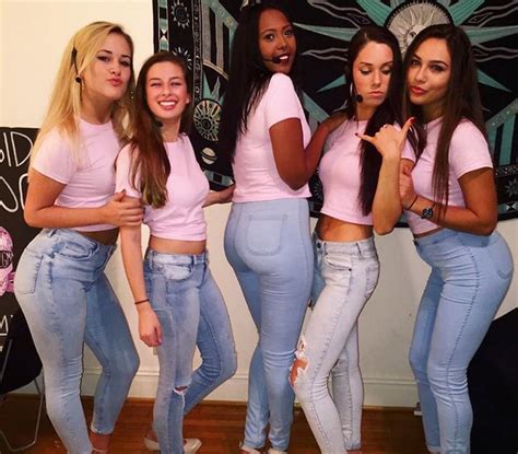 8 Stylish Squad Costumes You Can Do Last Minute