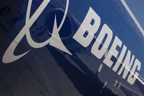 Boeing Stock Takes Flight on New Jet Order, Retail Investor Interest