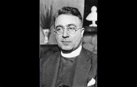 Lessons from Father Charles Coughlin: America’s first mass-media demagogue priest | America Magazine