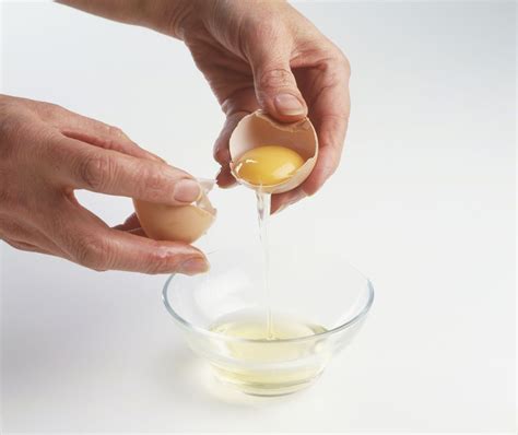 How to Freeze Leftover Egg Whites for Future Use