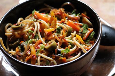 Stir Fry Spaghetti Recipe / Pasta Stir Fry Recipe - Quick Pasta Recipes ...