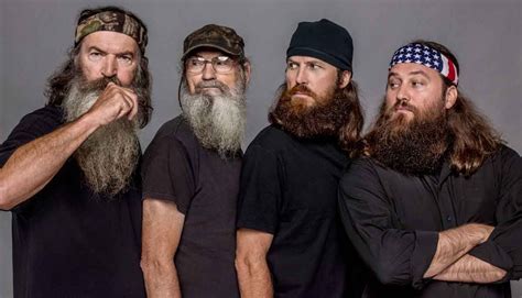 From left: willie, Jase, Si and Phil. Willie and jase are brothers, Si ... Jase Robertson ...