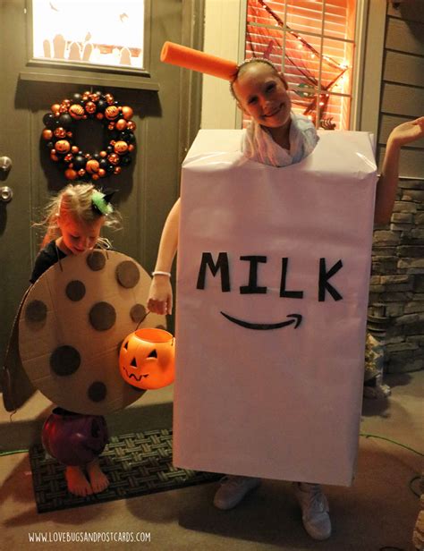 DIY Milk and Cookies costume made with boxes - Lovebugs and Postcards