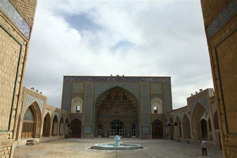 Qom Jameh Mosque - Iran Travel Guide - Trip Yar