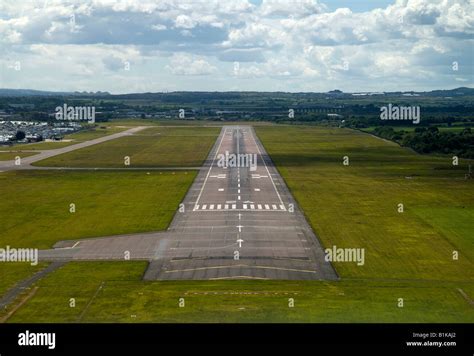 Edinburgh Airport Runway, Pilots Eye View, Edinburgh, Scotland Stock ...