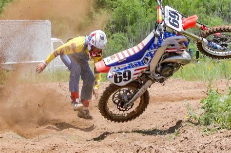 Ronnie Mac Riding Tips - Berm Blastin'! | Dirtbike Rider