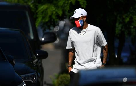 Neymar Seals Puma Sponsorship Deal | IBTimes