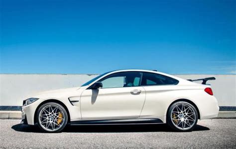 BMW M4 CS specs, quarter mile, lap times, performance data ...