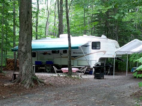 Lakeside Campground || Campsites & Rates