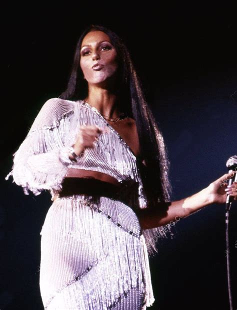 Cher in concert circa 1970's | Вечеринка