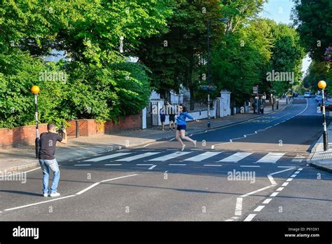 Abbey Road Zebra Crossing High Resolution Stock Photography and Images ...