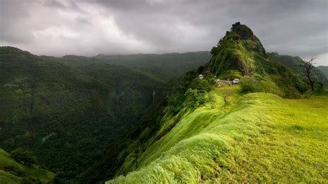 Varandha Ghat Bhor – Bing Wallpaper Download