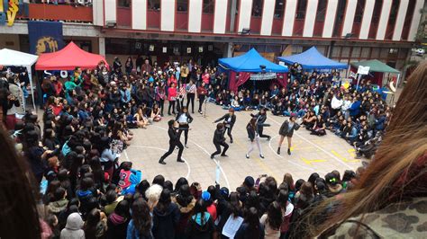 El Liceo Javiera Carrera celebra su English Day - Programa Inglés Abre ...