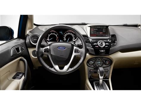 2015 Ford Fiesta: 111 Interior Photos | U.S. News