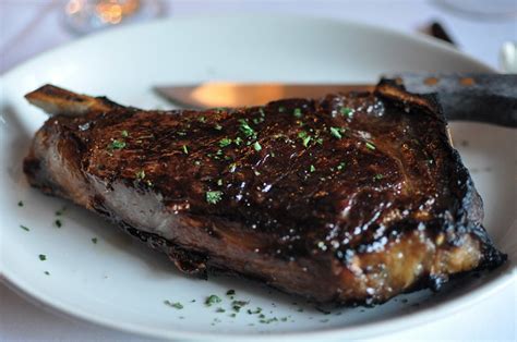 The quintessential fancy steak dinner - Picturing Food & Drink! — LiveJournal