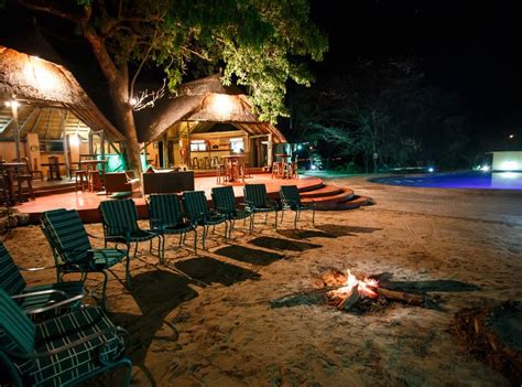 Top safari lodges and camps in Botswana | Luxury safari lodge, Safari lodge, Luxury safari